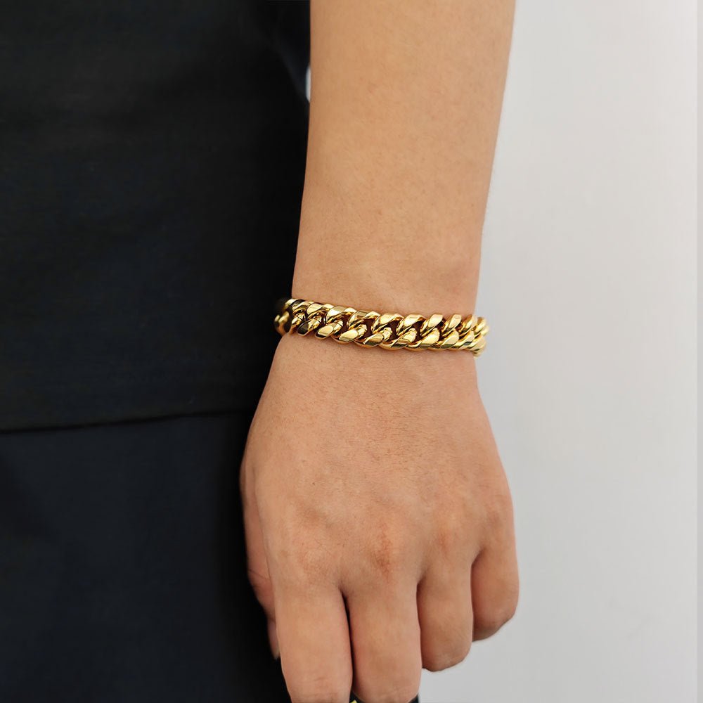 https://cdn.shopify.com/s/files/1/0706/5118/3259/files/baba802cc5af65c0eb6cb1ba3a22da30.jpg?v=1778200626
